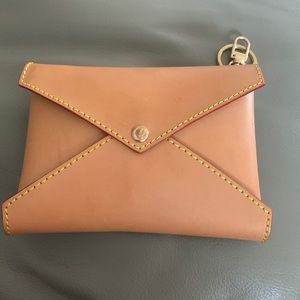 Honey Vachetta envelope purse from DUYP